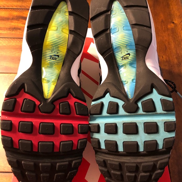 Air Max 95 Greedy 2.0 - Picture 2 of 4